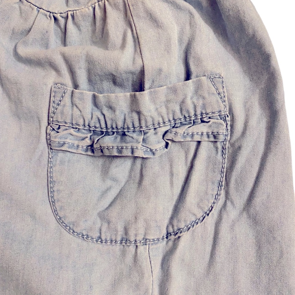Light Blue Jumper Elastic Smocking Back Girls
Size 4 - Picture 3 of 5